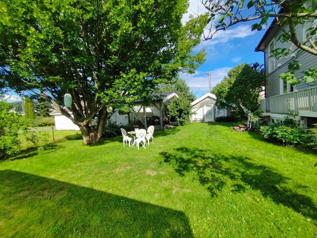 Guest House In The Garden Hokksund Exterior photo