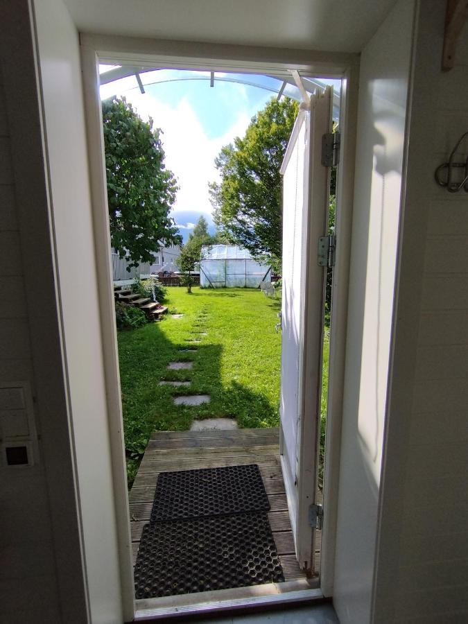 Guest House In The Garden Hokksund Exterior photo